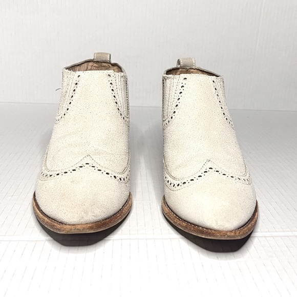 Madewell Grayson Brogue Chelsea Booties - Picture 13 of 15
